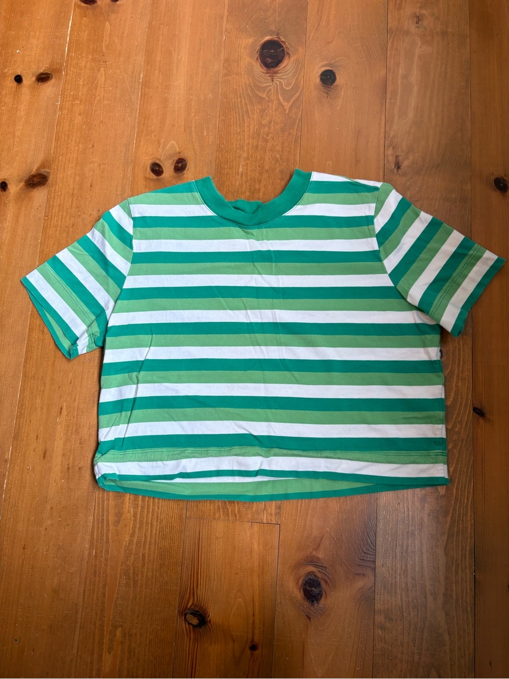 Simons/twik - Green & White Striped Cropped T - Small (S)